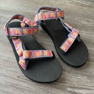 Teva Original Universal Sandal 7 Purple Pink